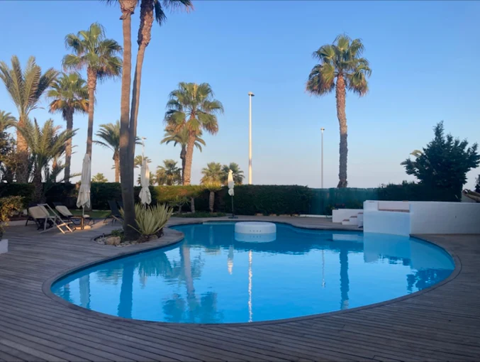Piscina construida por Piscinas Roquetas